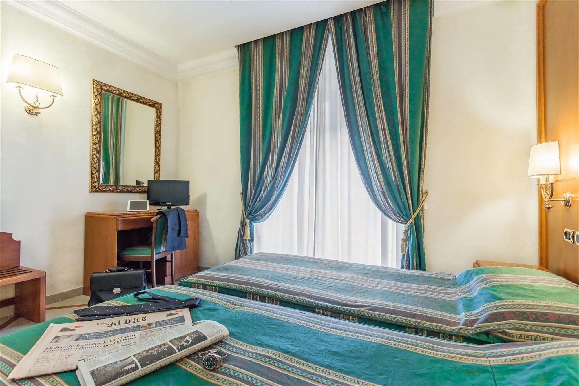 Raeli Regio Hotel Roma